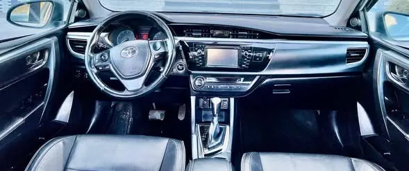 Toyota Corolla 2016 (4)