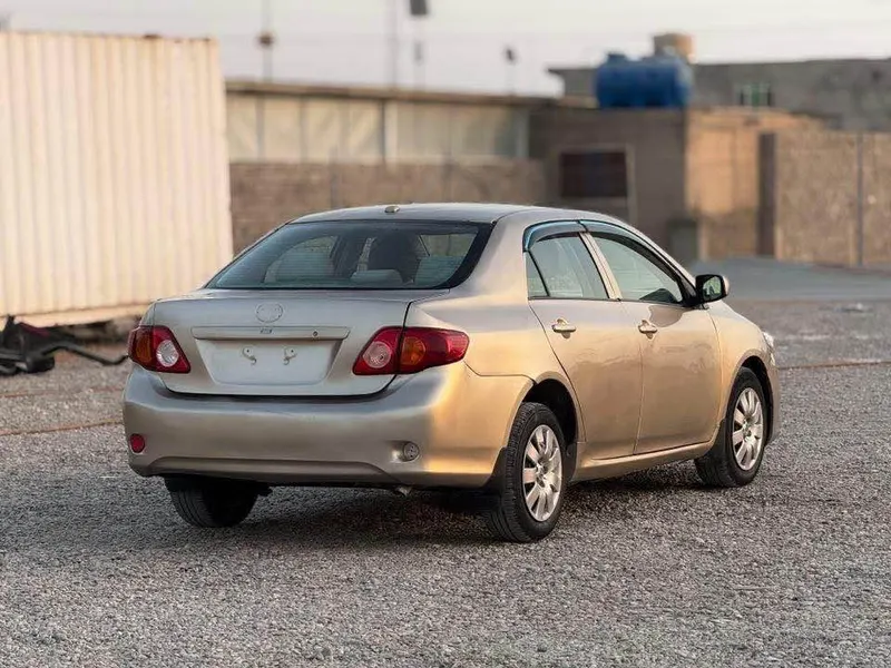 Toyota Corolla 2010 (3)