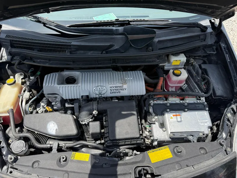 Toyota Prius (8)
