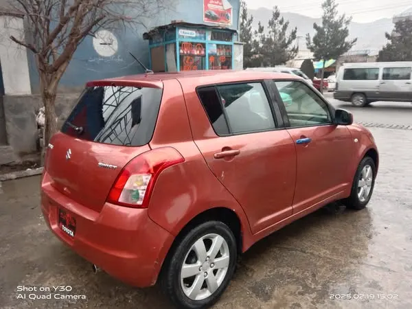 Suzuki Swift 2009 (2)