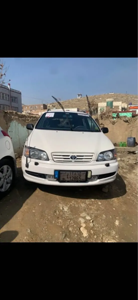 Toyota Fielder 1998 (1)