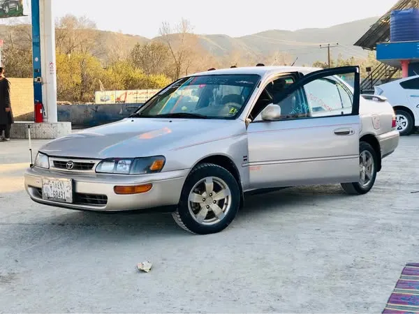 Toyota Corolla 1997 (1)