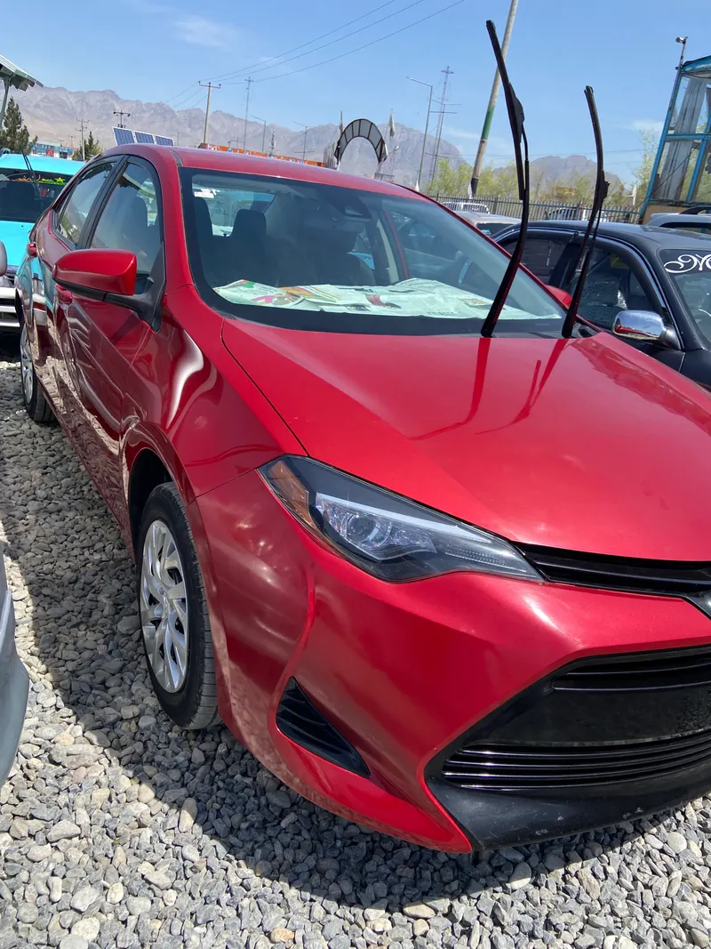 Toyota Corolla 2017 (3)