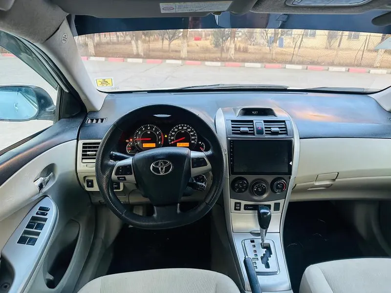 Toyota Corolla 2013 (4)
