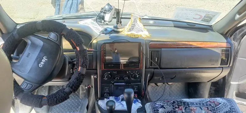 Jeep 2003 (3)