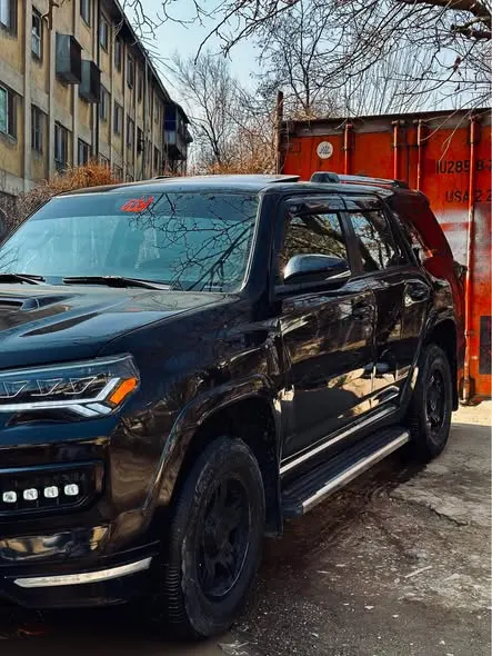 Toyota 4Runner 2012 (2)