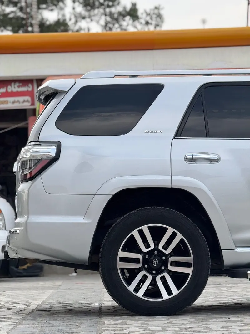 TOYOTA 4RUNNER LIMITED AMERICAN 2016 (3)