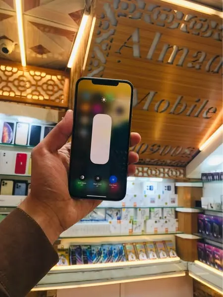 I phone 12 pro max (2)