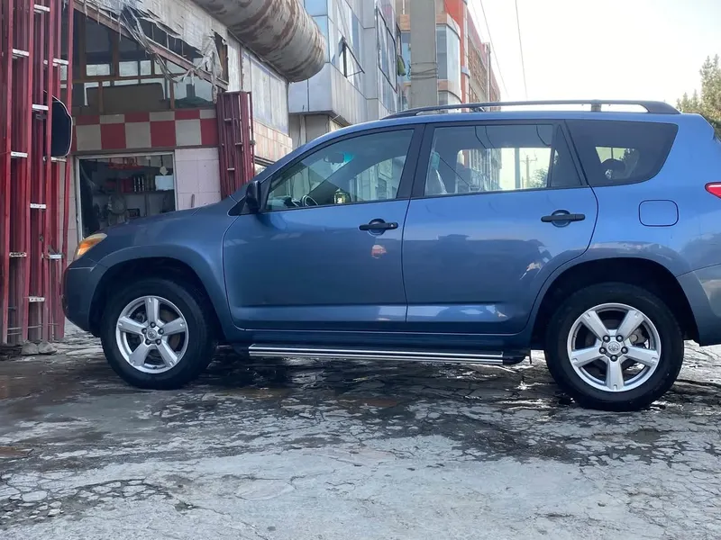 Toyota RAV4 Base 2007 (3)