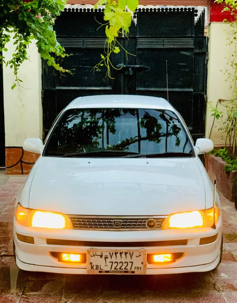Toyota Corolla 1995 (1)