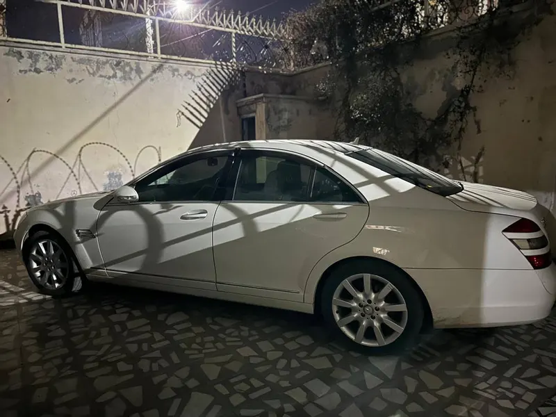 Mercedes-Benz S350 2009 (4)