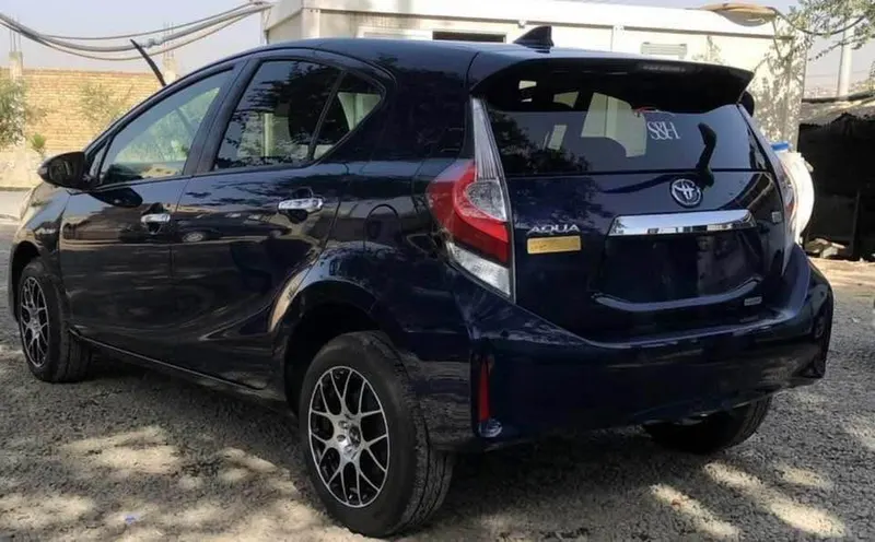 Toyota Aqua 2018 (2)