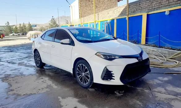 Toyota Corolla 2015 (1)