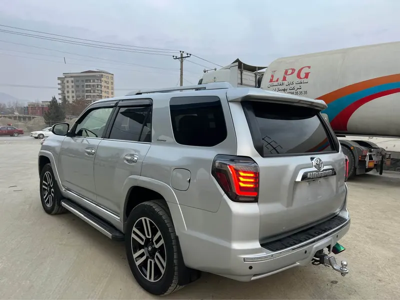 Toyota 4Runner Limited 2014 (3)