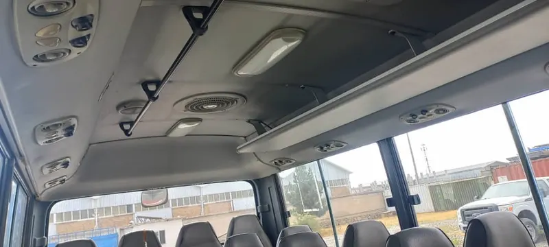 Hyundai County Bus 2012 (7)
