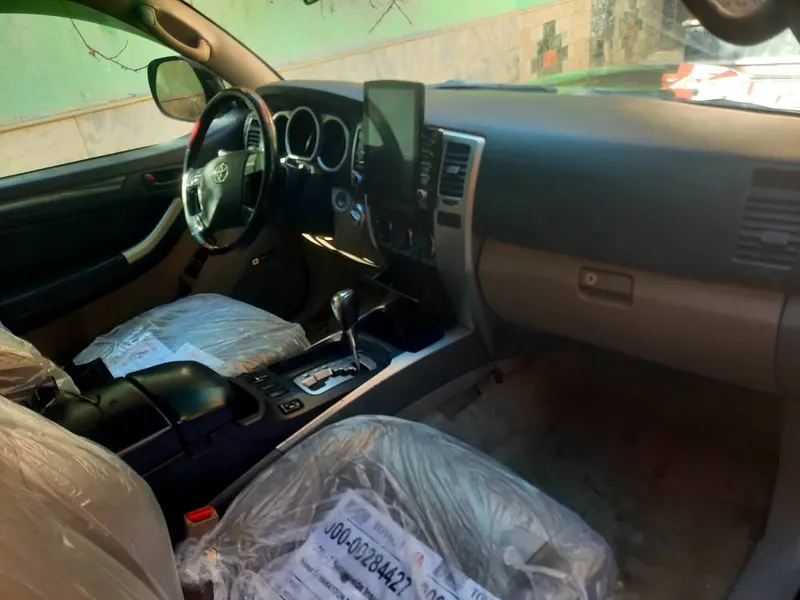 Toyota 4Runner 2005 (4)