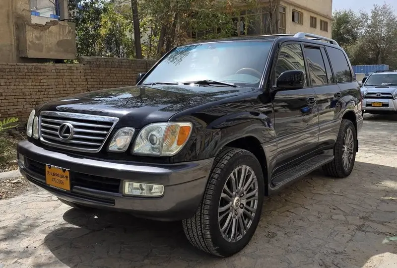 Lexus LX470 2006 (2)