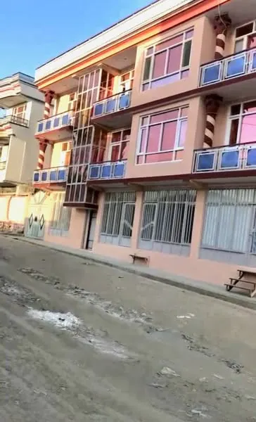 خانه سه منزله برای فروش، 20 اتاق، 9 بسوه، شهرک ذاکرین، کوتل خیرخانه (2)