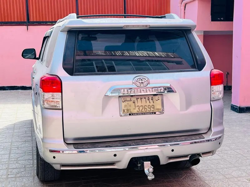 Toyota 4runner 2012 (4)