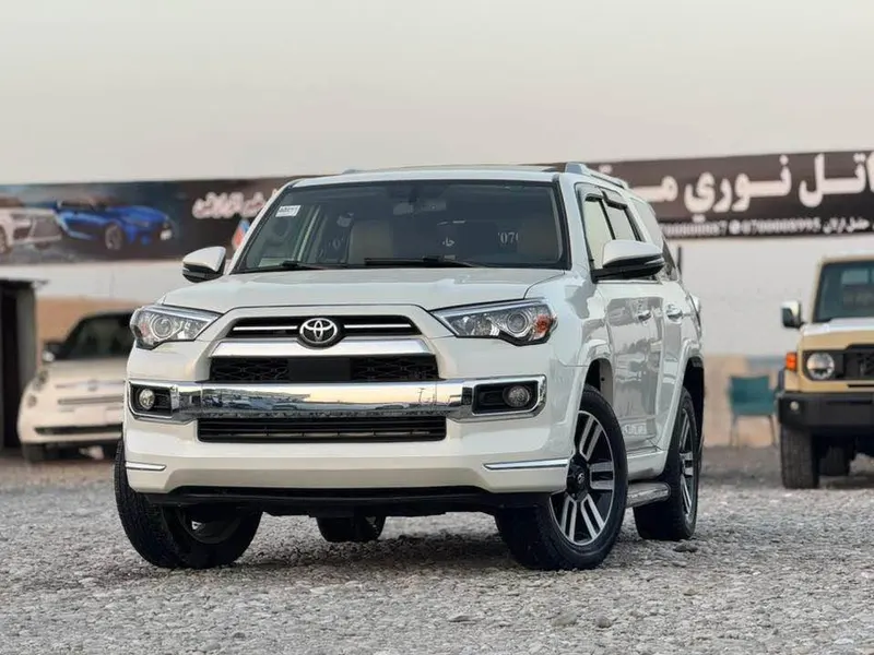 Toyota 4Runner 2018 (2)