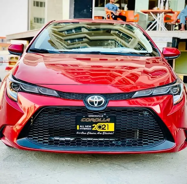 Toyota Corolla LE 2020 (1)