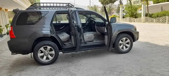 Toyota 4 Runner 2008 (2)