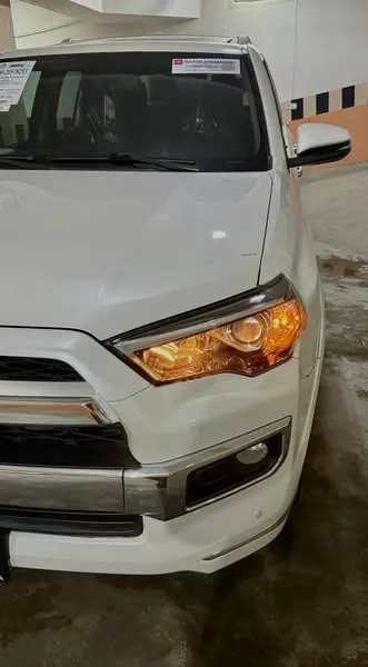 Toyota 4Runner Limited 2015 (2)