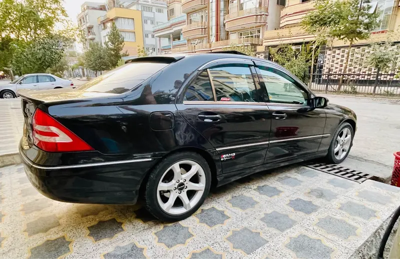 Mercedes-Benz 2007 (2)