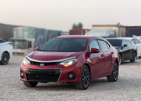 Toyota Corolla 2015 (2)