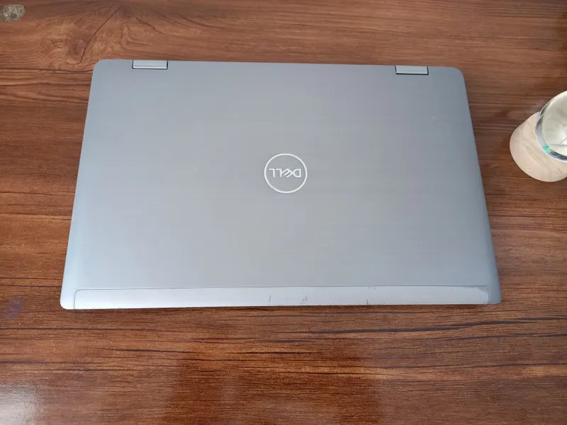 Laptop (2)