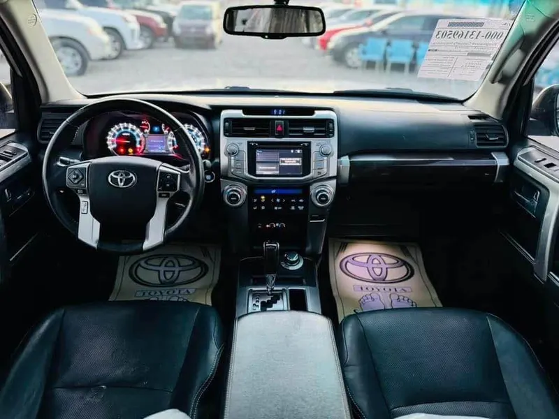 Toyota Fortuner Limited 2015 (4)