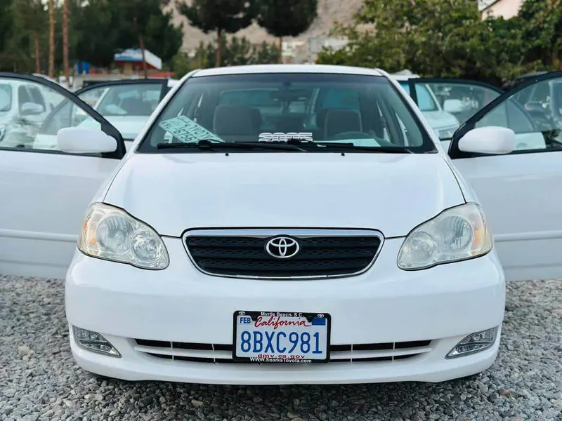 Toyota Corolla 2005 (1)