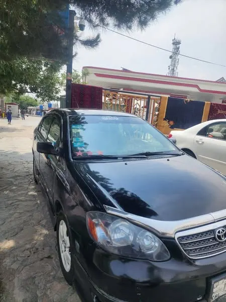 Toyota Corolla 2005 (2)