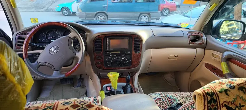Toyota Land Cruiser 2000 (4)