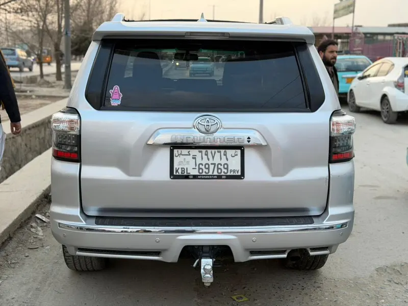 Toyota 4 Runner 2015 (3)