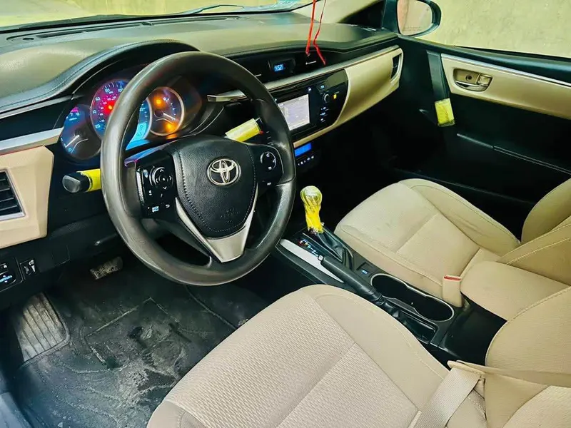 Toyota Corolla 2014 (3)