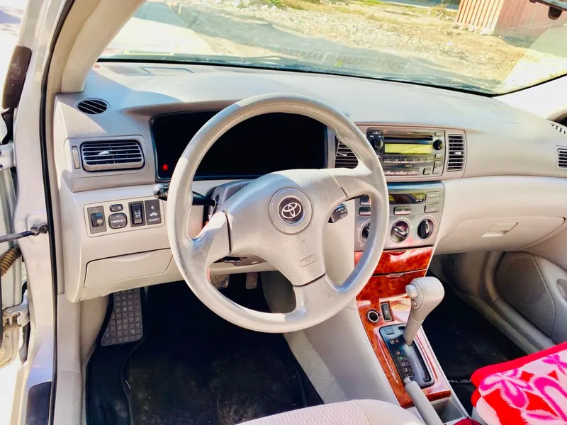 Toyota Corolla 2006 (7)