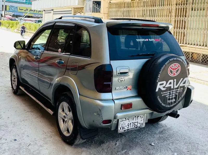 Toyota Rav 4 2004 (3)