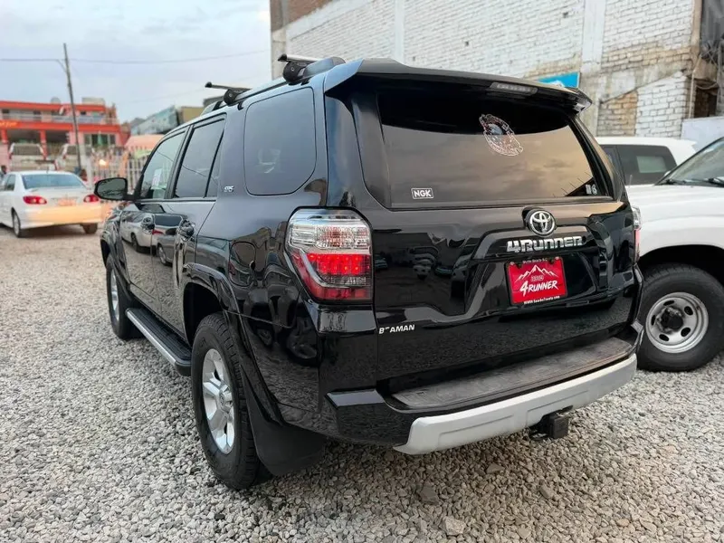 تویوتا 4Runner 2019 SR5 (5)