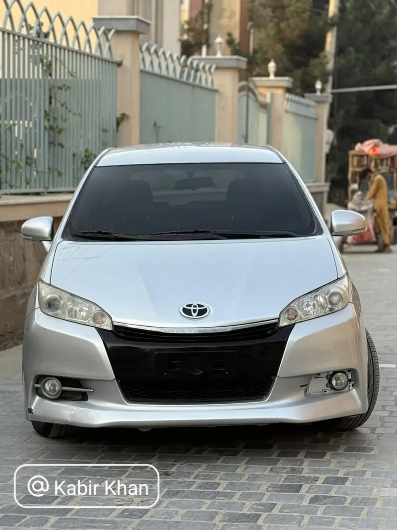 Toyota Fielder 2015 (1)