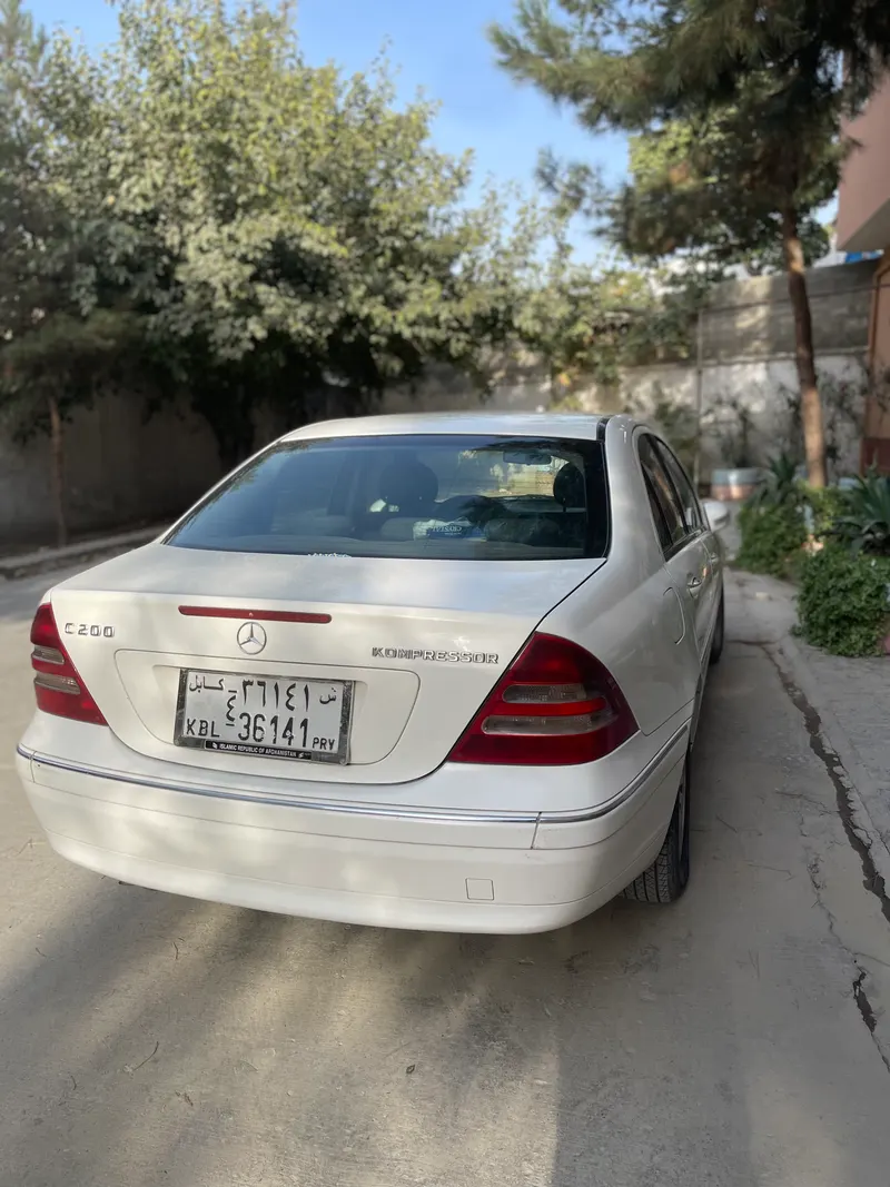 Mercedes-Benz 2001 (2)