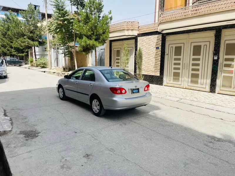 Toyota Corolla 2005 (3)