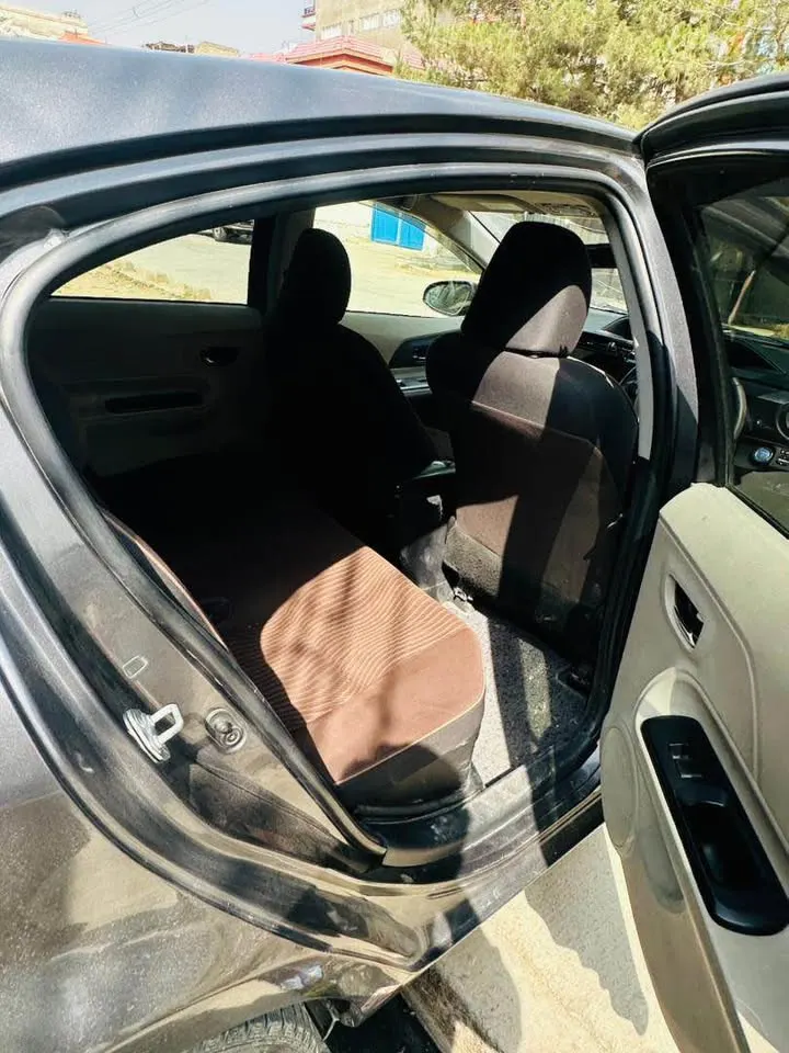 Toyota 2012 (4)