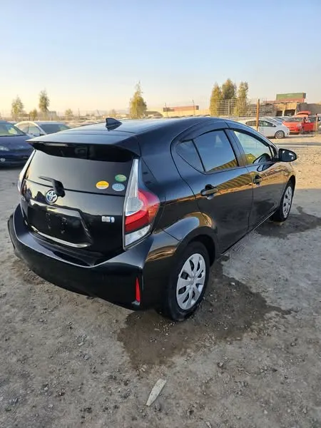 Toyota Aqua 2019 (3)
