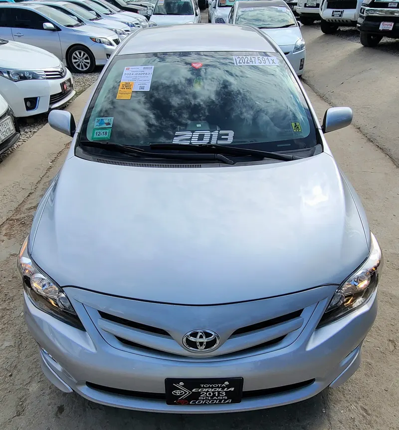 Toyota Corolla 2013 (1)