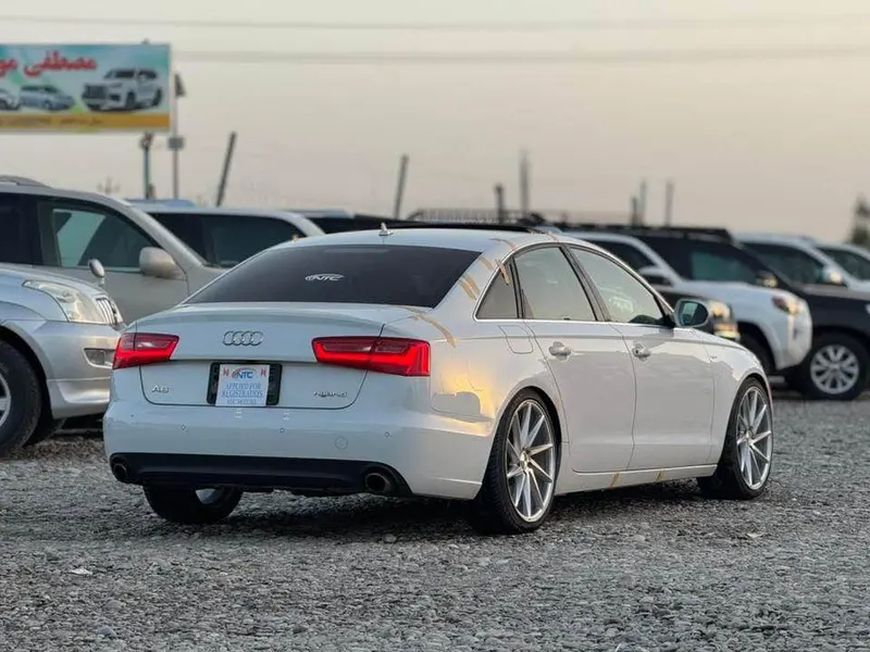 Audi A6 2013 (3)