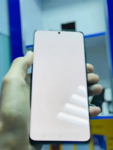 Samsung S21 Ultra (2)
