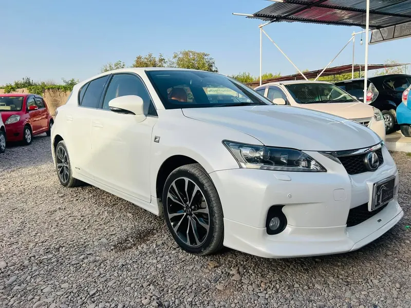 Lexus 2011 (2)