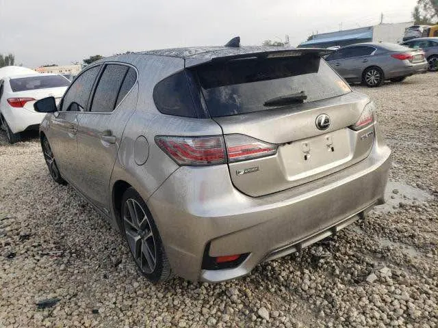 Lexus 2017 (3)