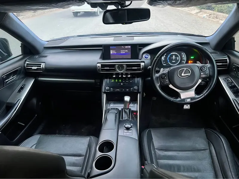 Lexus 2013 (4)